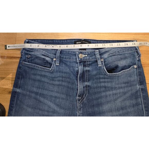 True Religion Becca Mid Rise BootCut jean sz 33 - Picture 6 of 7